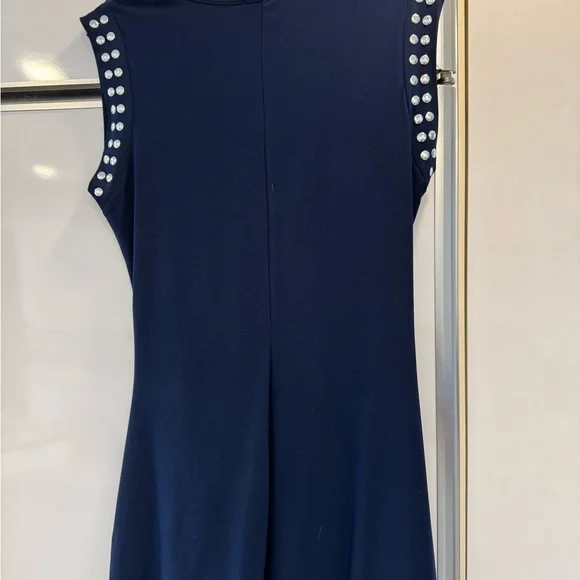 Frank Lyman Design Navy 2 pc set with capris pants with stud accents! - Picture 5 of 6